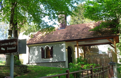 Die Lourdes Kapelle beim Botenhof in Laßnitzhöhe 